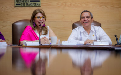 VITSITA TUTULAR DEL CENEVAL LA UDEC Y COMPARTE LOS NUEVOS RUMBOS DE LA EVALUACIÓN EDUCATIVA
