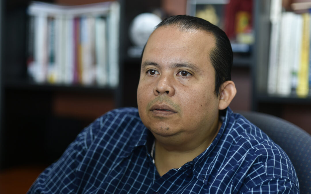 SE PREPARA UDEC EN EL TEMA DE SEMICONDUCTORES