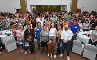 ROSI BAYARDO CELEBRA EL GRAN INTERÉS POR EMPRENDER EN MANZANILLO