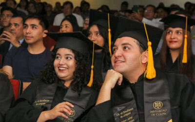 ENTREGA UDEC 69 NUEVOS PROFESIONISTAS EN ENSEÑANZA DE LA LENGUA INGLESA