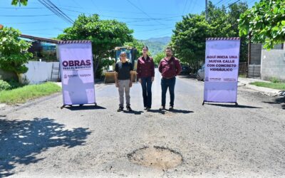 ROSI BAYARDO LE CUMPLE A LAS FAMILIAS DE LA FLORESTA Y MIRAVALLE CON NUEVA CALLE DE CONCRETO HIDRÁULICO