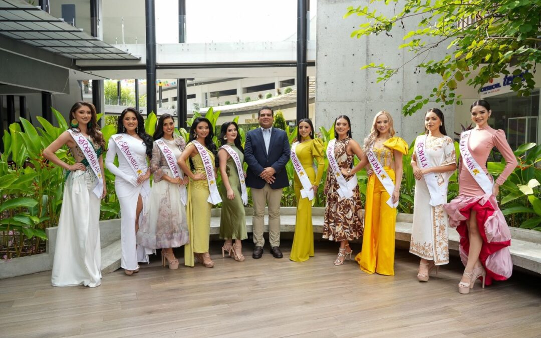 PRESENTAN A LAS 10 ASPIRANTES A EMBAJADORA DE LA FERIA DE TODOS LOS SANTOS COLIMA 2025