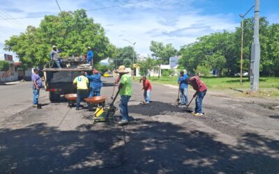 COLOCA VDEA 20 TONELADAS DE ASFALTO POR SEMANA EN PROGRAMA DE BACHEO