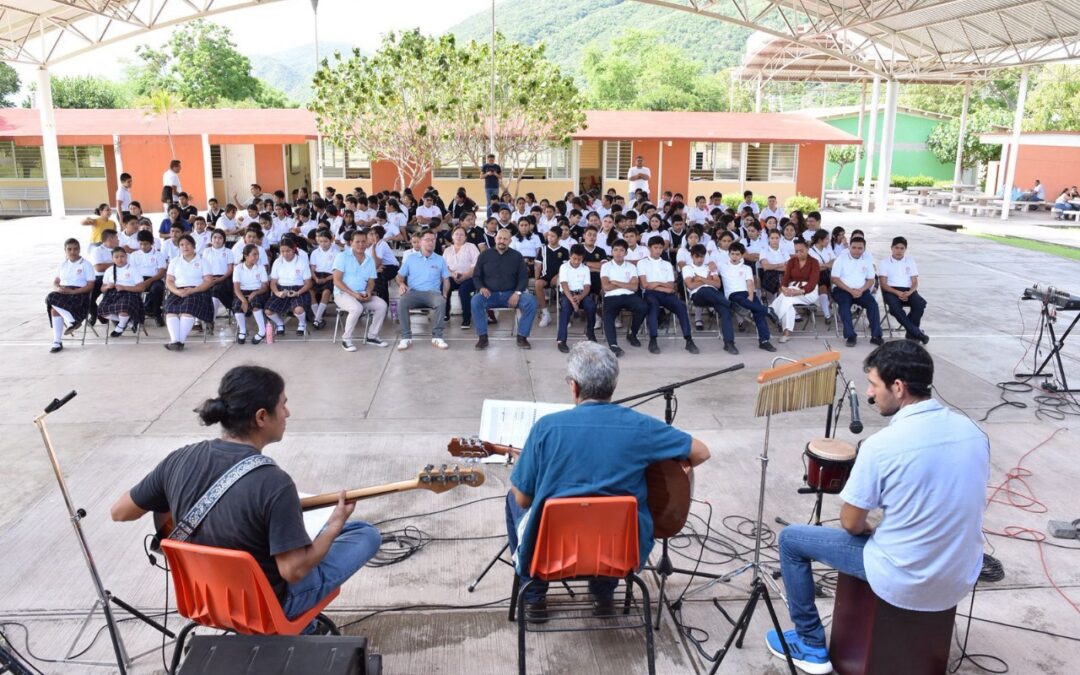 MUESTRA ESTATAL DE ARTES ESCÉNICAS CONCLUYE RECORRIDO POR MUNICIPIOS DE COLIMA
