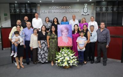 RINDEN HOMENAJE PÓSTUMO A LA FUNDADORA DE LA EDUCACIÓN ESPECIAL EN COLIMA