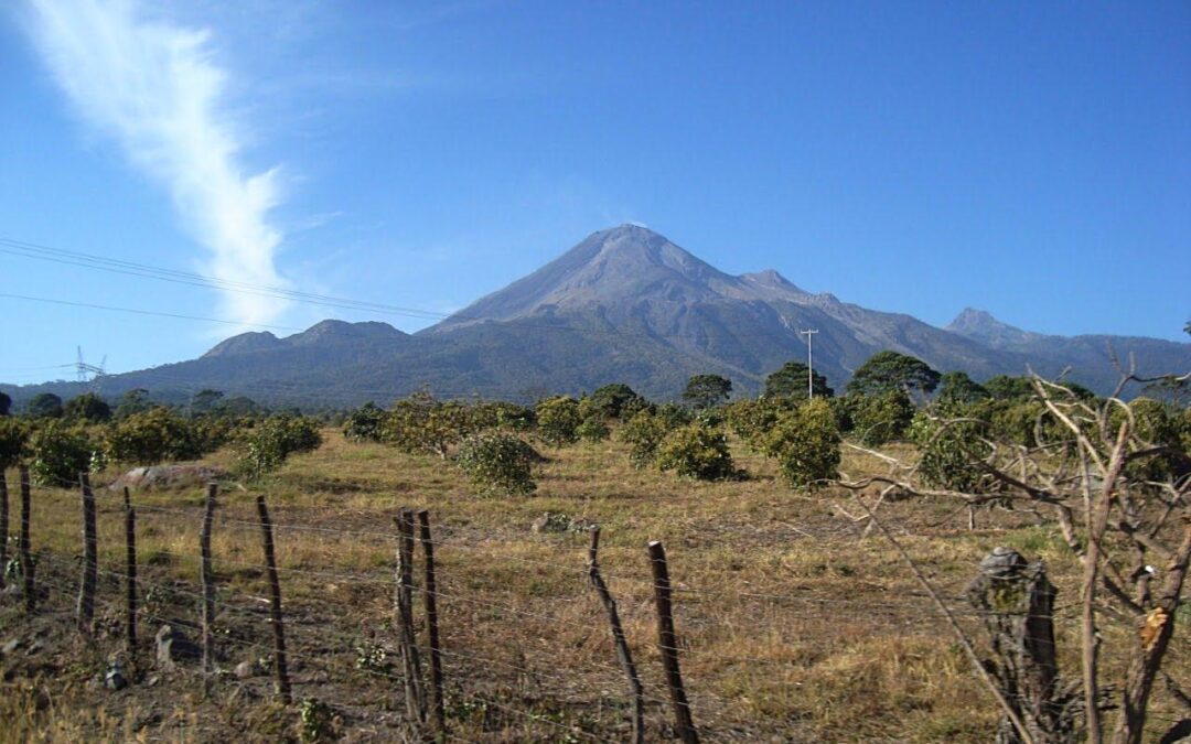 VOLCÁN DE COLIMA MANTIENE BAJA ACTIVIDAD; NO REPRESENTA RIESGO PARA LA POBLACIÓN: UEPC