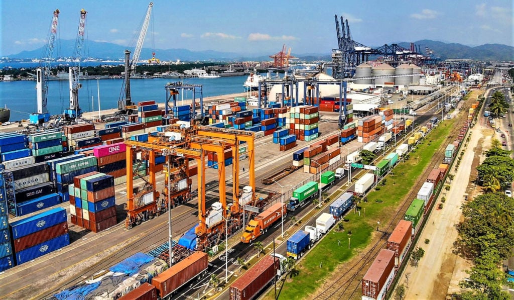 MÁS DE 816 MIL CAMIONES HAN INGRESADO AL PUERTO ESTE 2025