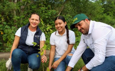 ESTUDIANTES DEL BACHILLERATO 26 DAN RUMBO A NUEVA JORNADA DE REFORESTACCIÓN, EN IXTLAHUACÁN