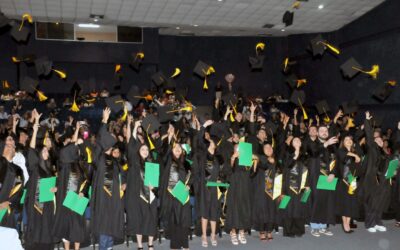 SE TITULAN NUEVOS PSICÓLOGOS CON UN LLAMADO A EJERCER CON ÉTICA Y COMPROMISO HUMANO