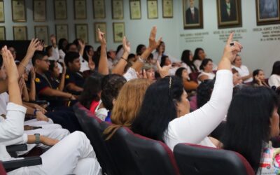 REFLEXIONAN SOBRE LA IMPORTANCIA DE LA SALUD MENTAL EN CICLO DE CONFERENCIAS: “LAS PERSONAS NO SOMOS EL PROBLEMA”