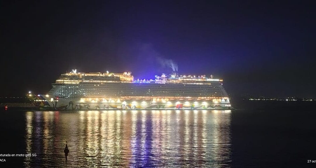 VISITA MANZANILLO CRUCERO CON CASI 5 MIL 400 VIAJEROS