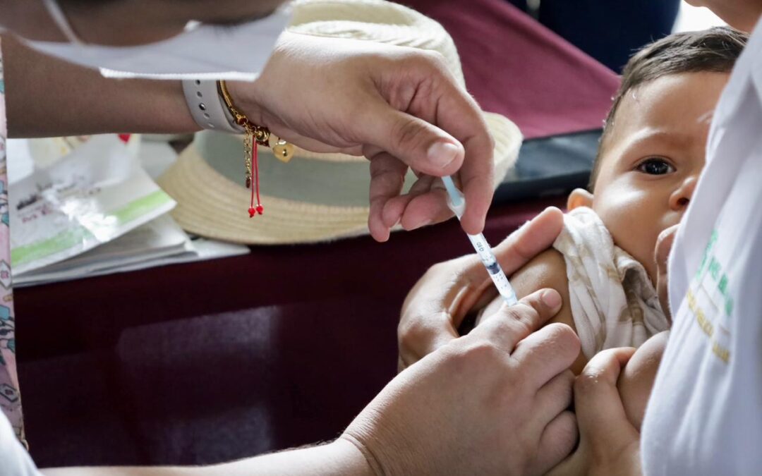 REALIZA GOBIERNO DEL ESTADO LA JORNADA MASIVA DE VACUNACIÓN UNIVERSAL