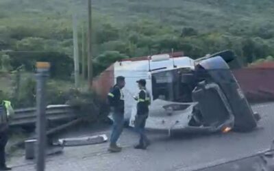 CERRADA AUTOPISTA TECOMÁN-COLIMA POR ACCIDENTE, ALERTA UEPC