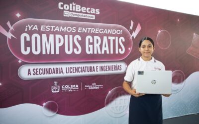 ESTUDIANTES DE SECUNDARIA DE IXTLAHUACÁN RECIBEN COLIBECAS COMPUTADORAS