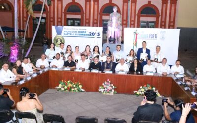 RECONOCE AYUNTAMIENTO DE COLIMA A MAESTRAS Y MAESTROS CON PRESEA ‘JORGE CASTELL GUERRERO 2025’