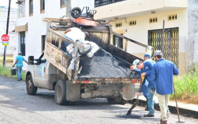 RIULT RIVERA IMPULSA BRIGADAS DE BACHEO PARA MEJORAR LA MOVILIDAD DE LAS FAMILIAS COLIMENSES