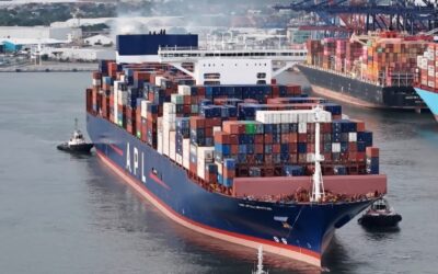 BARCOS CON MÁS DE 17 MIL CONTENEDORES LLEGAN A MANZANILLO