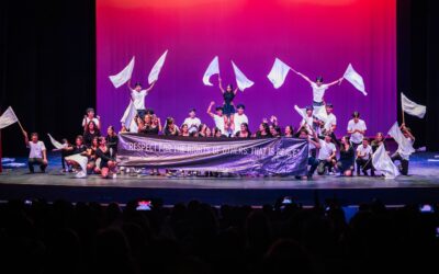 BACHILLERES BAILAN Y CANTAN POR UNA CULTURA DE PAZ