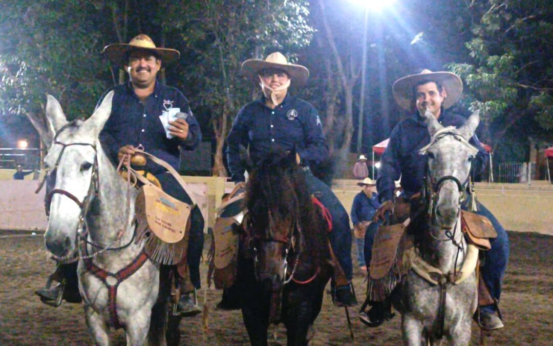 RANCHO ‘EL CUASTECOMATE’, CAMPEÓN DEL TORNEO DE PIALES CORVEROS EN LA FERIA DE COLIMA