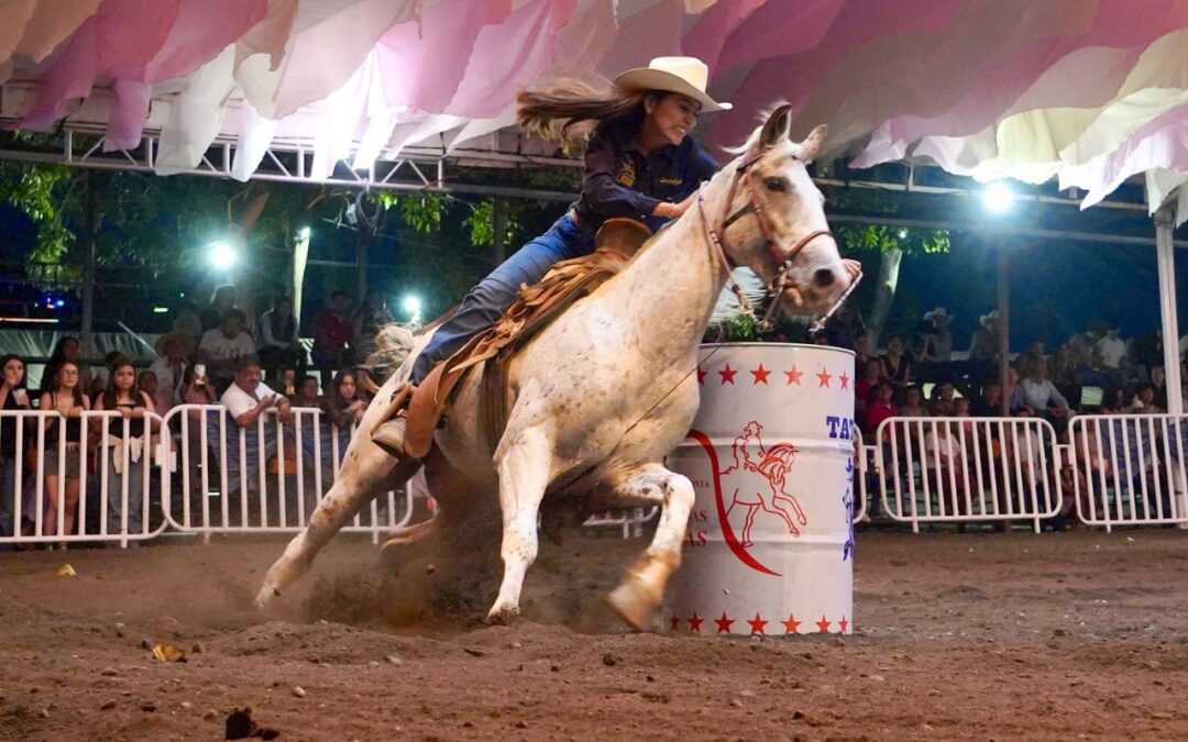 CONTINÚAN LAS ACCIONES DEL 4° TORNEO DE RODEO MIXTO EN LA FERIA DE COLIMA