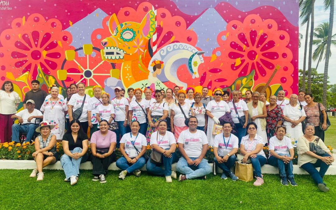 GRAN TARDE VIVEN ABUELITAS Y ABUELITOS DE COLIMA CAPITAL EN LA FERIA DE COLIMA