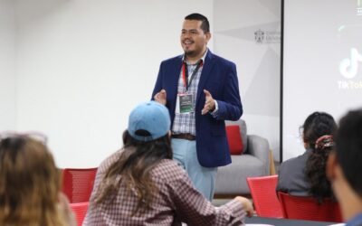 PROFESOR UNIVERSITARIO IMPARTE TALLER EN ENCUENTRO INTERNACIONAL DE PERIODISTAS, EN LA FIL