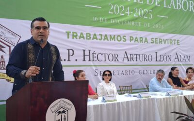 RINDE ARTURO LEÓN ALAM INFORME DE LABORES AL FRENTE DEL SINDICATO DEL AYUNTAMIENTO DE COLIMA