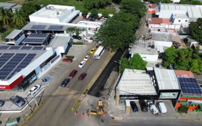 REHABILITA GOBIERNO DE ROSI BAYARDO AVENIDA MANZANILLO