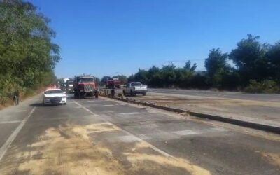 QUEDÓ LIBERADA AUTOPISTA COLIMA-MANZANILLO TRAS ACCIDENTE