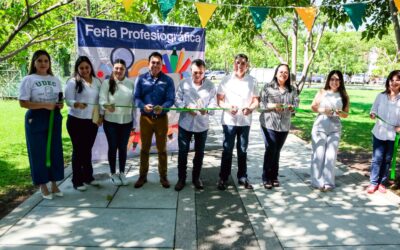 REALIZAN FERIA PROFESIOGRÁFICA BACHILLERATOS 4 Y 16, PARA ORIENTAR A SU ESTUDIANTADO