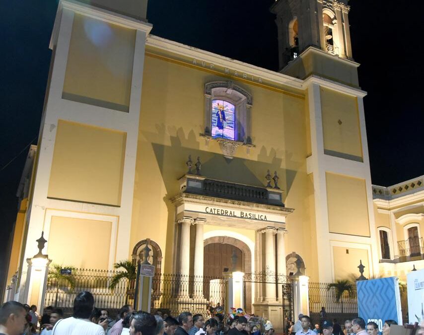 NUEVAS CEBRAS LED ILUMINAN EL CENTRO HISTÓRICO PARA QUE TODAS Y TODOS CRUCEN CON MAYOR SEGURIDAD: RIULT RIVERA