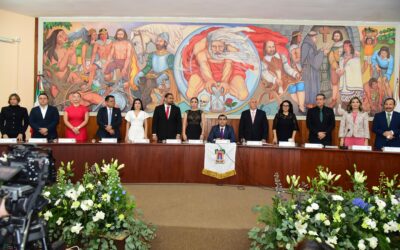 ENTREGÓ RIULT RIVERA SU PRIMER INFORME DE LABORES AL CABILDO