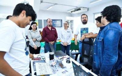CON APRENDIZAJES ACADÉMICOS Y PROFESIONALES CULMINA CURSO TALLER MAKERS DEL FUTURO