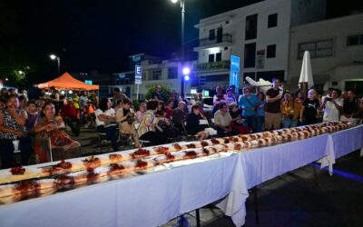 COLIMA COMPARTE TRADICIÓN Y ALEGRÍA CON LA ROSCA DE REYES MÁS GRANDE DEL MUNICIPIO