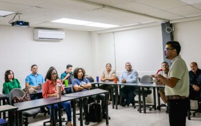 DOCENTES DEL BACHILLERATO 4 SE PREPARAN PARA SEGUIR CONSTRUYENDO AULAS PARA LA PAZ