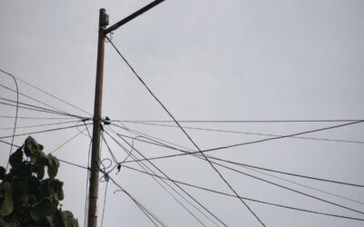 RESUELVEN ILUMINACIÓN EN CALLE 24 DE FEBRERO EN BOSQUES DEL SUR