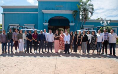 GOBERNADORA DE COLIMA ENTREGÓ DOS NUEVAS PATRULLAS Y EQUIPO TÁCTICO PARA LA SEGURIDAD EN VILLA DE ÁLVAREZ