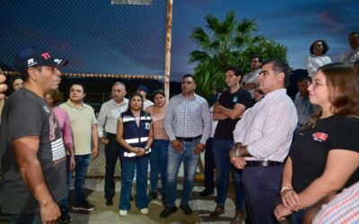 HABITANTES DE TEPAMES PLANTEAN NECESIDADES A RESOLVER EN LA COMUNIDAD AL ALCALDE CAPITALINO