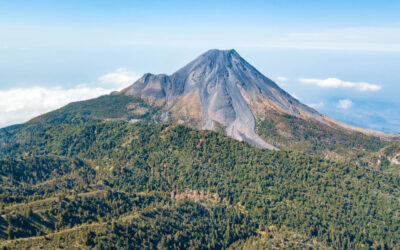 VOLCÁN DE COLIMA PERMANECE ESTABLE Y CON RIESGO MENOR A LA POBLACIÓN: UEPC