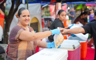 OBSEQUIA TAMALES ALCALDESA TEY GUTIÉRREZ