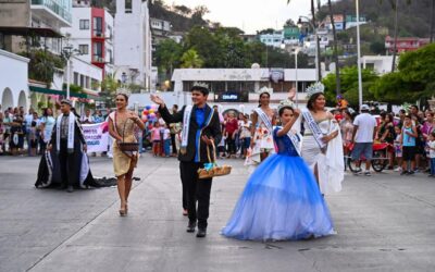 DA ROSI BAYARDO INICIO AL CARNAVAL DE MANZANILLO CON DESFILE INFANTIL Y GUERRERAS K-POP