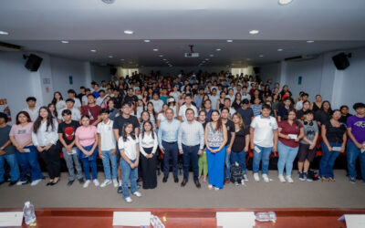 BENEFICIAN UDEC Y FEC A 400 JÓVENES CON LA BECA DE TRANSPORTE