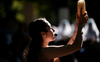 CON LUCIÉRNAGAS, ENCIENDEN LAS ACTIVIDADES DE LA UNIVERSIDAD DE COLIMA POR EL 8M