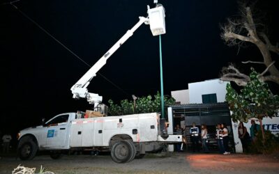 ENCABEZA RIULT RIVERA RECORRIDOS NOCTURNOS PARA REPARAR ALUMBRADO EN COLONIAS DE COLIMA