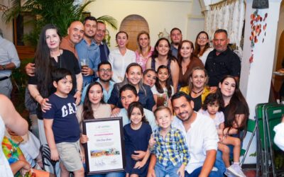 ‎HOMENAJEAN VDEA Y COMALA ‎A JORGE ROCHA