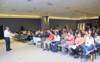 CONCLUYE CURSO-TALLER ‘EMPRENDO, APRENDO Y ADMINISTRO’, IMPARTIDO POR GOBIERNO DEL ESTADO Y UDEC