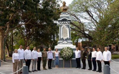 PRESIDE INDIRA VIZCAÍNO EL 220 ANIVERSARIO DEL NATALICIO DE BENITO JUÁREZ