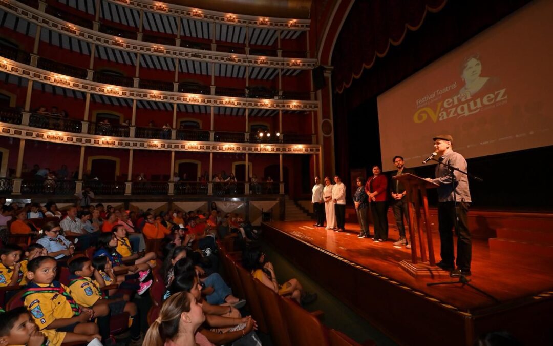 INAUGURAN FESTIVAL TEATRAL INFANTIL Y JUVENIL ‘VERA VÁZQUEZ’