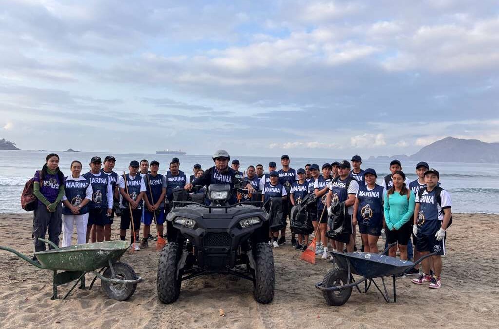 MARINA LLEVÓ A CABO LIMPIEZA DE PLAYAS EN MANZANILLO