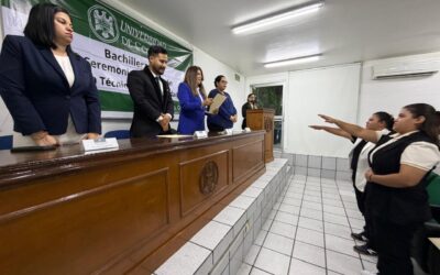 TITULA A DOS EGRESADAS DE TÉCNICO EN CONTABILIDAD EL BACHILLERATO 10 DE LA UNIVERSIDAD DE COLIMA